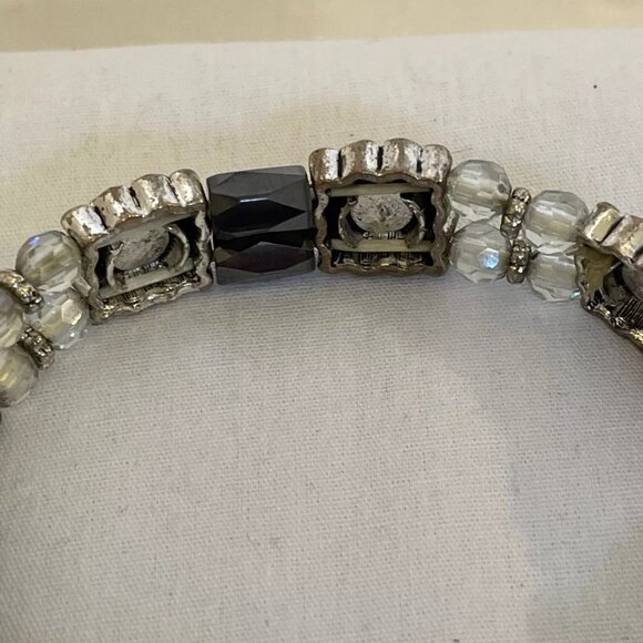 Mixed Metal & Crystal Stretch Magnetic Bracelet - Unbranded Costume Jewlery - Picture 8 of 9
